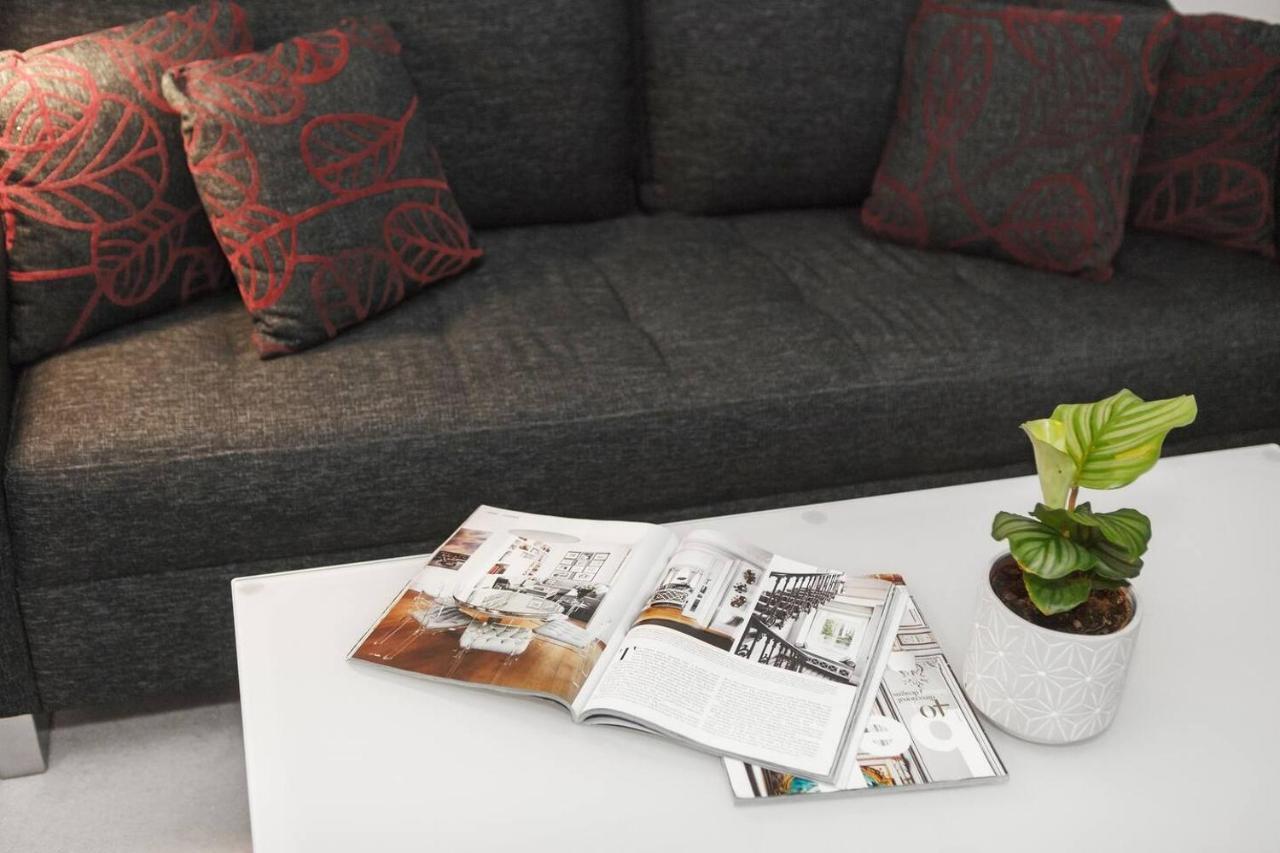 Central Sleek City Living Close To Everything Melbourne Exteriör bild